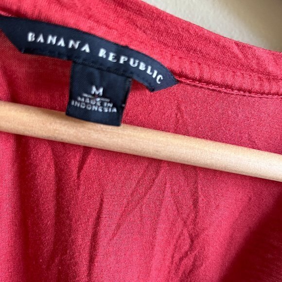 BANANA REPUBLIC TIERED TANK TOP BOAT NECK WOMENS SIZE M RED - Picture 2 of 5